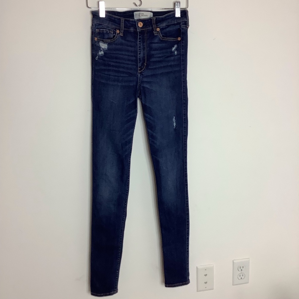 Abercrombie and Fitch HighRise Skinny Jeans